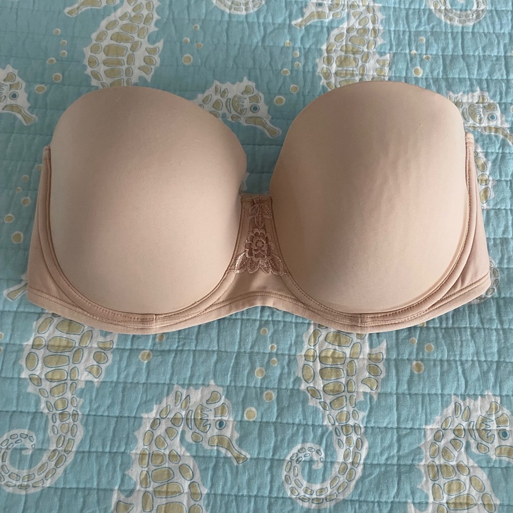 Strapless bra